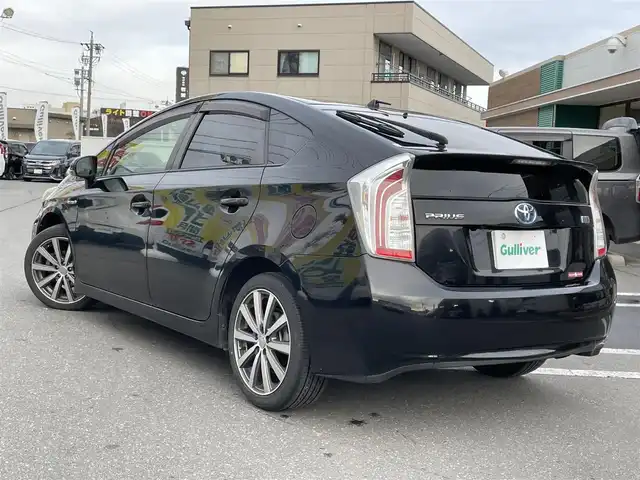 トヨタ プリウス S 長野県 2013(平25)年 6.8万km ブラック 純正ナビ(AM/FM/BT/TV/DVD)/プッシュスタート/フルセグテレビ/ナックカメラ/ETC/スペアキー/純正フロアマット/ABS/横滑り防止装置/オートライト