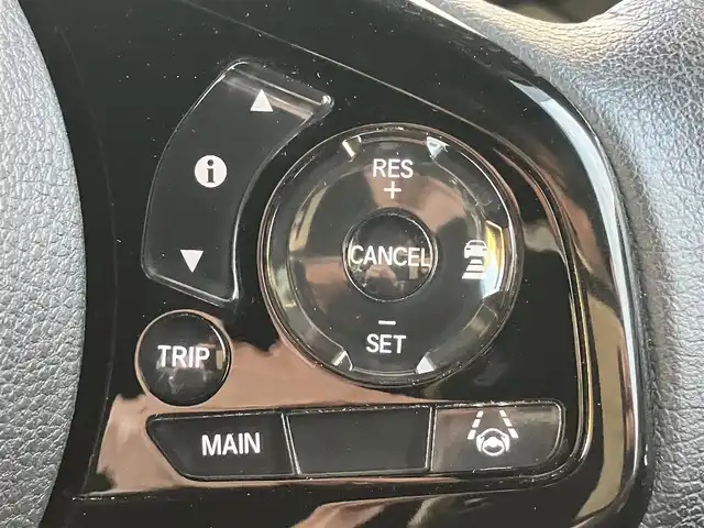 ホンダ Ｎ ＢＯＸ カスタム L ターボ 静岡県 2021(令3)年 3.4万km プラチナホワイトパール 純正8インチナビ（CD/DVD/BT/フルセグ）/バックカメラ/D席N席シートヒーター/パドルシフト/エンジンスタートボタン/パワーステアリング/パワーウィンドウ/アイドリングストップ/スマートキー/オートエアコン/レーダークルーズコントロール/USB入力端子/ETC/純正フロアマット/純正アルミホイール/ベンチシート/ハーフレザーシート/両側パワースライドドア/ABS/横滑り防止装置/コーナーセンサー/レーンキープアシスト/盗難防止装置/オートライト/オートマチックハイビーム/LEDヘッドライト/W+サイドエアバッグ/カーテンエアバッグ/衝突軽減システム