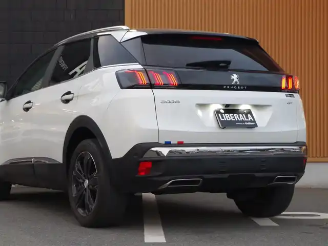 プジョー ３００８ GT ブルー HDi 埼玉県 2021(令3)年 4.5万km パール ワンオーナー/ブラックハーフレザーシート/アダプティブクルーズコントロール/CarPlay/パークセンサー/ブラインドスポットモニター/サイド/バックカメラ/ルームミラー内臓サイドカメラ/純正ディスプレイオーディオ/ETC/シートヒーター/ワイヤレス充電/LEDヘッドライト/シートポジションメモリー機能