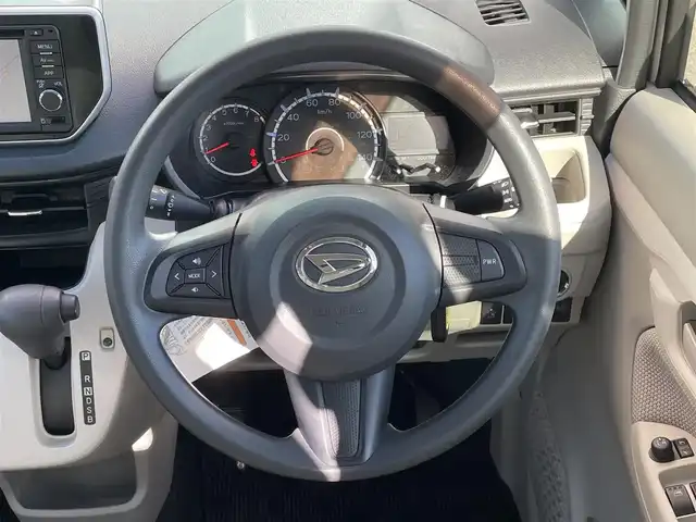 ダイハツ ムーヴ X SA 和歌山県 2015(平27)年 1.6万km ホワイト 社外ナビ/バックカメラ/HDMI/衝突軽減ブレーキ/コーナーセンサー/横滑り防止機能/アイドリングストップ/純正アルミホイール/純正フロアマット/オートライト