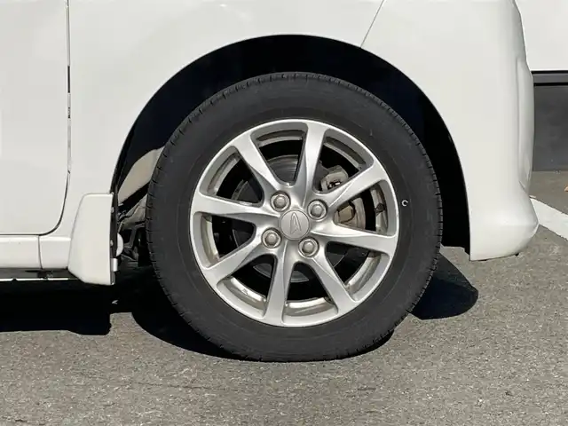 ダイハツ ムーヴ X SA 和歌山県 2015(平27)年 1.6万km ホワイト 社外ナビ/バックカメラ/HDMI/衝突軽減ブレーキ/コーナーセンサー/横滑り防止機能/アイドリングストップ/純正アルミホイール/純正フロアマット/オートライト