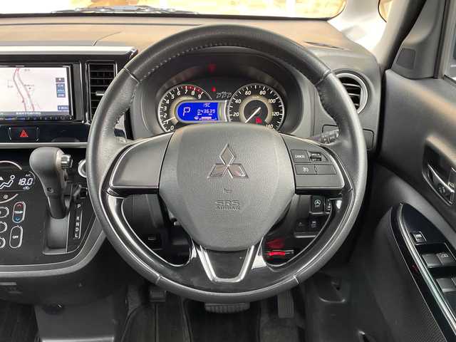 三菱 ｅＫスペース カスタムT セーフティパッケージ 愛媛県 2019(令1)年 4.4万km アメジストブラック 社外ナビ（KENWOOD）/・Bluetooth/・CD/DVD/マルチアラウンドビューモニター/両側パワースライドドア/衝突軽減ブレーキ/レーンキープアシスト/オートライト/オートマチックハイビーム/クルーズコントロール/LEDヘッドライト/シートヒーター/リアサーキュレーター/純正15インチAW/純正フロアマット/スマートキー/プッシュスタート
