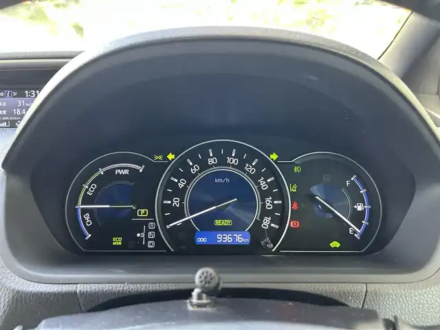 トヨタ ヴォクシー ハイブリッド ZS 煌 福島県 2018(平30)年 9.4万km ホワイトパールクリスタルシャイン 登録時走行距離：93/676km/社外SDナビ/（フルセグTV/BT接続/AM/FM/CD/DVD）/社外フリップダウンモニター/両側パワースライドドア/バックカメラ/ETC/PUSHスタート/シートヒーター（D/N席）/クルーズコントロール/ステアリングスイッチ/ドライブレコーダー/電格ミラー/ウィンカーミラー/オートライト/オートハイビーム/LEDヘッドライト/フォグランプ/純正フロアマット/社外AW/スマートキー/スペアキー/ドアバイザー/サマータイヤ4本/レーンキープ/車両接近通報装置/衝突被害軽減ブレーキ/横滑り防止装置/三列シート/ウォークスルー/保証書/取扱説明書