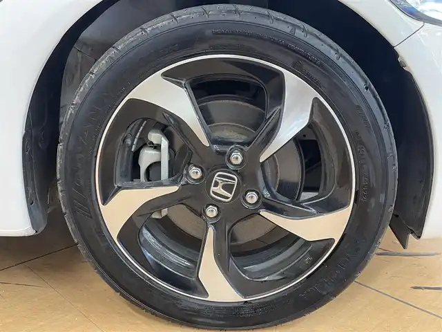 ホンダ Ｓ６６０ α 群馬県 2016(平28)年 4万km プレミアムスターホワイトパール クルーズコントロール/LEDオートライト/ハーフレザーシート/純正15インチAW（前）/純正16インチAW（後）/パドルシフト/ステアリングスイッチ/純正オーディオ/　　FM/AM/AUX/横滑り防止装置/サイドエアバッグ/スマートキー/ETC