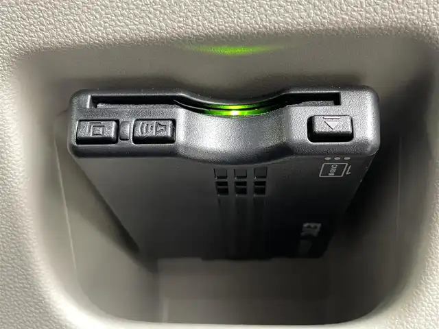 スバル ステラ G 福島県 2023(令5)年 1.5万km レーザーブルークリスタルシャイン スマートアシストIII　/・衝突軽減システム/・車線逸脱警報/・先行車発進告知/・ハイビームアシスト/・ＡＴ誤発信抑制/純正ナビ　/【AM/FM/Bluetooth/フルセグ】/型番:NMZK-W73A/バックカメラ　/シートヒーター　/ドライブレコーダー　/コーナーセンサー　/ステアリングスイッチ　/プッシュスタート　/・スマートキー　/ＥＴＣ　/オートミラー　/純正フロアマット/・アイドリングストップ