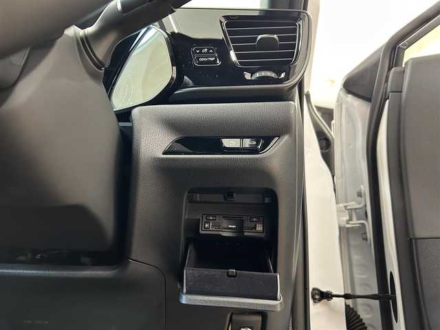レクサス ＮＸ 350 Fスポーツ 東京都 2022(令4)年 1.1万km ホワイトノーヴァガラスフレーク ワンオーナー/純正14インチナビ/(フルセグ/Bluetooth/USB/Miracast)/全方位カメラ/デジタルインナーミラー/レザーシート/前後シートヒーター＆シートクーラー/前席パワーシート＆メモリーシート/プリクラッシュセーフティ/クルーズコントロール/ステアリングヒータ―/BSM/LKA/コーナーサンサー/PSKB/安心降車アシスト/RCTA/ディテクションロードサインアシスト　/PDA/DAC/スマートキー/プッシュスタート/オートライト/LEDライト/前フォグランプ/ETC2.0/純正フロアマット/トノカバー/ドライブレコーダー/(TZ-DR210)/ISOFIX/革巻きステアリング/パドルシフト/ステアリングヒータ―/ステアリングスイッチ/パワーバックドア/プライバシーガラス/アイドリングストップ/電格ウィンカーミラー/トノカバー/純正20インチアルミホイール/W＋サイドSRS＋ABS/横滑り防止装置/取扱説明書/保証書/ディーラー記録簿/(R6．9)