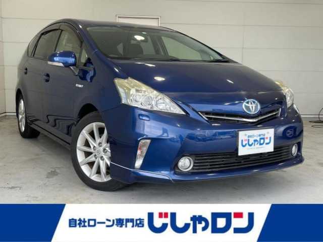 トヨタ プリウス α S ツーリングセレクション 沖縄県 2014(平26)年 5.9万km ダークブルーマイカ (株)IDOMが運営する【じしゃロンコザ店】の自社ローン専用車両になりますこちらは現金またはオートローンご利用時の価格です。自社ローンご希望の方は別途その旨お申付け下さい/純正ナビ　/ＣＤ／ＤＶＤ再生　/ＥＴＣ　/プッシュスタート　/スマートキー　/スペアキー　/オートライト　/ＬＥＤヘッドライト　/純正アルミホイール　/純正フロアマット　/取扱説明書　/パワーステアリング