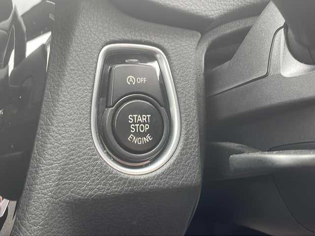 ＢＭＷ ３２０ｄ Mスポーツ 千葉県 2017(平29)年 4.7万km アルピンホワイトⅢ ナビ バックカメラ インテリセーフティ ドラレコ ミラーETC USB DVD AUX パドルシフト スマートキー オートライト LEDライト オートワイパー 18インチAW ディーゼル ターボ