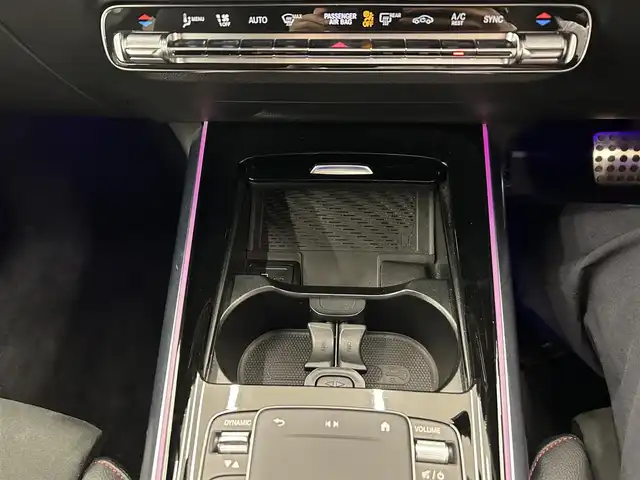 メルセデス・ベンツ ＧＬＡ２００ｄ 4マチック AMGライン 岡山県 2020(令2)年 3万km ポーラホワイト 純正ナビ　/全方位カメラ　/Ｂｌｕｅｔｏｏｔｈ　/フルセグTV/AMGパッケージ/RSP/アンビエントライト　/DSR/ハーフレザーシート　/コーナーセンサー　/道路標識アシスト/アテンションアシスト/レーンキープアシスト　/アクティブブレーキアシスト　/レーンチェンジアシスト　/アクティブブレーキアシスト/横滑り防止装置/パワーバックドア　/LEDヘッドライト/ＥＴＣ