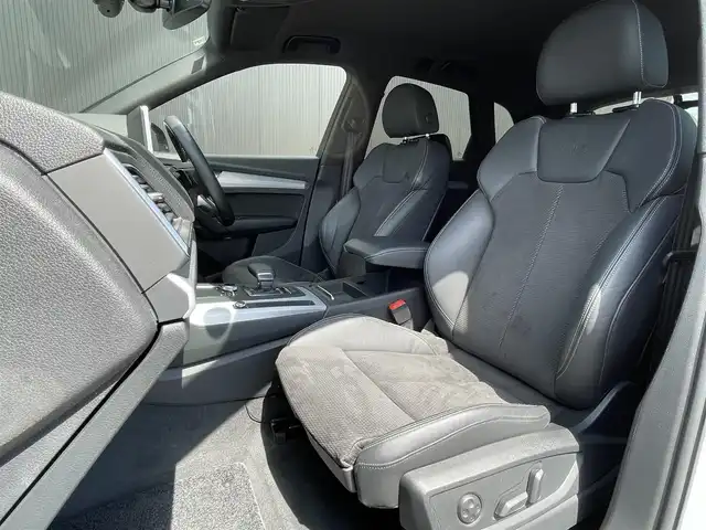 アウディ Ｑ５ 40TDIクワトロ スポーツ 長野県 2020(令2)年 2.3万km グレイシアホワイトメタリック S LINE パッケージ/アシスタンスパッケージ/・フロントエマージェンシーブレーキアシスト/・アダプティブクルーズコントロール（ACC）/・Audiサイドアシスト/・アクティブレーンアシスト/・パークアシストプラス/MMIナビ/・360°カメラ/・フルセグTV/・bluetooth/・USB/マトリクスLEDヘッドライト/後席モニター/D/Nパワーシート/D/Nシートヒーター/パワーバックドア/パークエイド/ダウンヒルアシスト/アイドリングストップ/ドライブセレクト/アドバンストキー/ETC/保証書・取説・スペアキー