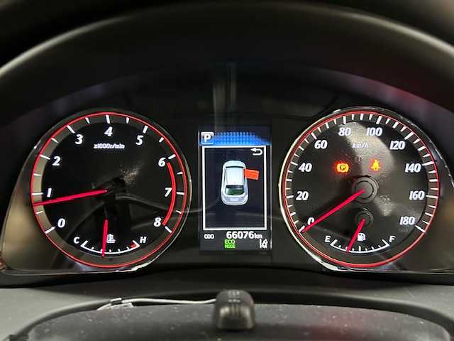 トヨタ ハリアー プレミアム 道央・札幌 2019(令1)年 6.6万km ホワイトパールクリスタルシャイン 【2509041456】/４ＷＤ　/純正９インチナビ　/フルセグＴＶ　/バックカメラ　/パワーバックドア　/トヨタセーフティセンス　/ハーフレザーシート　/純正１８インチアルミホイール　/コーナーセンサー　/ドライブレコーダー　/ＬＥＤヘッドライト/ETC