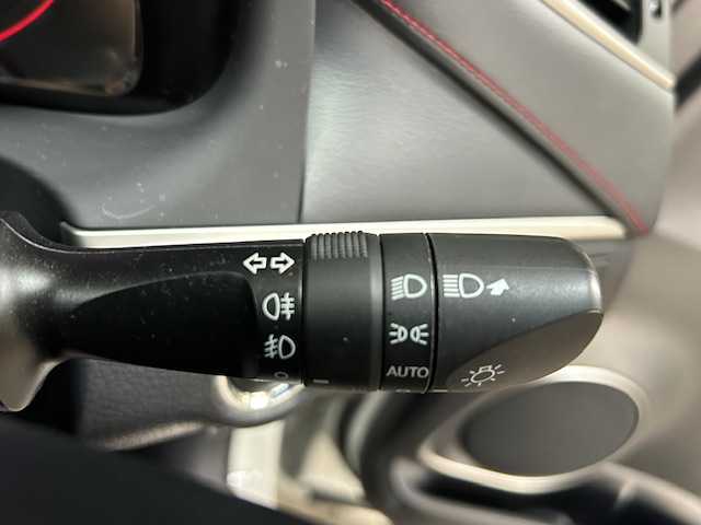 トヨタ ハリアー プレミアム 道央・札幌 2019(令1)年 6.6万km ホワイトパールクリスタルシャイン 【2509041456】/４ＷＤ　/純正９インチナビ　/フルセグＴＶ　/バックカメラ　/パワーバックドア　/トヨタセーフティセンス　/ハーフレザーシート　/純正１８インチアルミホイール　/コーナーセンサー　/ドライブレコーダー　/ＬＥＤヘッドライト/ETC