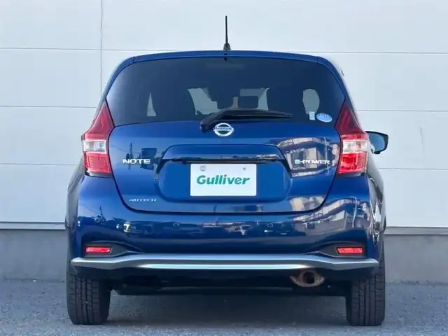 日産 ノート e－パワーオーテック 茨城県 2018(平30)年 3.8万km オーロラフレアブルーパール 純正ナビ ［MM318-W]/　(AM/FM/CD/DVD/Bluetooth/AUX)/フルセグTV/アラウンドビューモニター/純正ドライブレコーダー ［D34-D]/前後コーナーセンサー/ETC/純正フロアマット/社外15インチアルミホイール/プッシュスタート/LEDヘッドライト/オートマチックハイビーム/オートライト/クルーズコントロール/PCS/レーンキープアシスト/横滑り防止機能