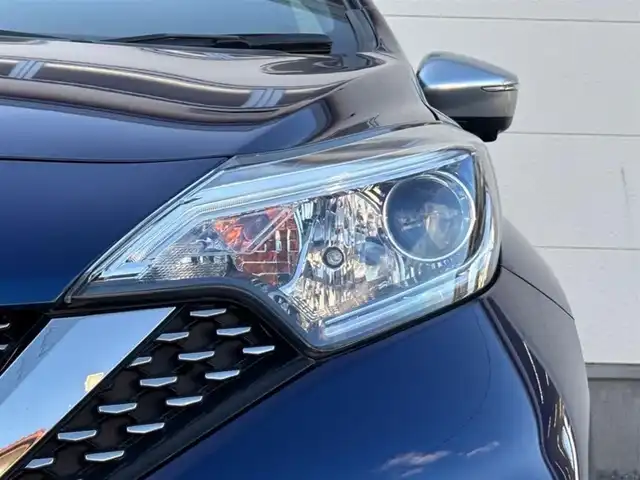 日産 ノート e－パワーオーテック 茨城県 2018(平30)年 3.8万km オーロラフレアブルーパール 純正ナビ ［MM318-W]/　(AM/FM/CD/DVD/Bluetooth/AUX)/フルセグTV/アラウンドビューモニター/純正ドライブレコーダー ［D34-D]/前後コーナーセンサー/ETC/純正フロアマット/社外15インチアルミホイール/プッシュスタート/LEDヘッドライト/オートマチックハイビーム/オートライト/クルーズコントロール/PCS/レーンキープアシスト/横滑り防止機能