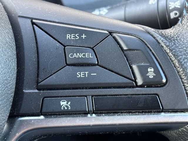 日産 ノート e－パワーオーテック 茨城県 2018(平30)年 3.8万km オーロラフレアブルーパール 純正ナビ ［MM318-W]/　(AM/FM/CD/DVD/Bluetooth/AUX)/フルセグTV/アラウンドビューモニター/純正ドライブレコーダー ［D34-D]/前後コーナーセンサー/ETC/純正フロアマット/社外15インチアルミホイール/プッシュスタート/LEDヘッドライト/オートマチックハイビーム/オートライト/クルーズコントロール/PCS/レーンキープアシスト/横滑り防止機能