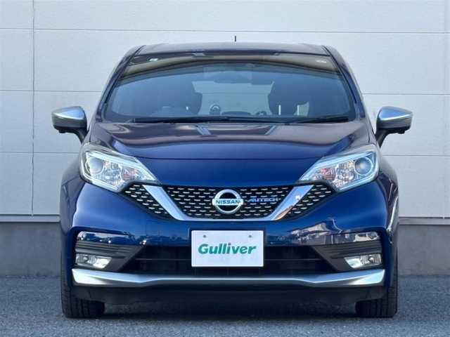 日産 ノート e－パワーオーテック 茨城県 2018(平30)年 3.8万km オーロラフレアブルーパール 純正ナビ ［MM318-W]/　(AM/FM/CD/DVD/Bluetooth/AUX)/フルセグTV/アラウンドビューモニター/純正ドライブレコーダー ［D34-D]/前後コーナーセンサー/ETC/純正フロアマット/社外15インチアルミホイール/プッシュスタート/LEDヘッドライト/オートマチックハイビーム/オートライト/クルーズコントロール/PCS/レーンキープアシスト/横滑り防止機能