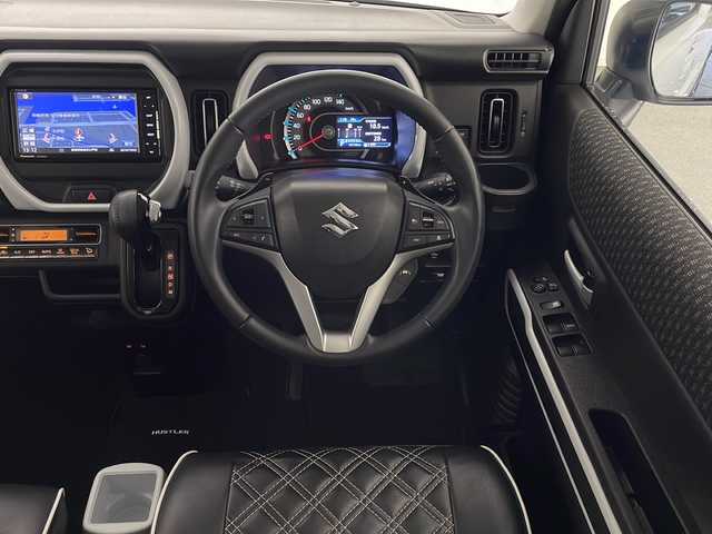 スズキ ハスラー HYBRID X ターボ 宮崎県 2020(令2)年 3.7万km ピュアホワイトP 社外ナビ(CN-RE06WD)/CD/DVD/AM/FM/SD/BT/クルーズコントロール/衝突軽減ブレーキ/横滑り防止装置/アイドリングストップ/コーナーセンサー/車線逸脱警報/ステアリングスイッチ/シートヒーター/パドルシフト/スマートキー　スペア1本/フロアマット/ドアバイザー/シートカバー/ETC