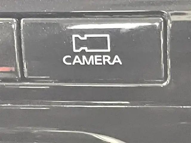 日産 セレナ X V 千葉県 2021(令3)年 1.1万km アズライトブルー 禁煙車/ワンオーナー/エマージェンシーブレーキ/・車線逸脱警報システム/・ブラインドスポットモニター/・クリアランスソナー/純正10インチメモリナビ/・CD/DVD/Bluetooth/フルセグTV/・全方位カメラ/・ビルトインETC/両側電動ドア/クルーズコントロール/ステアリングスイッチ/社外フロアマット/純正ホイールキャップ/オートライト