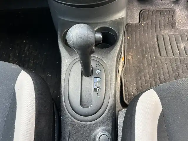 日産 ノート X 長崎県 2018(平30)年 4.3万km ブリリアントシルバー ポータブルナビ（ワンセグ）/純正オーディオ（AM/FM/CD/AUX)/プッシュスタート/アイドリングストップ/衝突軽減システム/車線逸脱警報装置/横滑り防止装置/ヘッドライトレベライザー/電格ウィンカーミラー/オートライト/純正フロアマット/ドアバイザー/前方ドライブレコーダー/ETC/スペアキー/ワンオーナー/取扱説明書/保証書