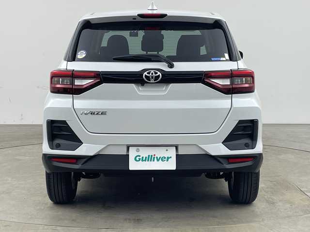 トヨタ ライズ G 兵庫県 2023(令5)年 2.1万km シャイニングホワイトパール ・プリクラッシュセーフティ/・クリアランスソナー/・先行車発進お知らせ/・車線逸脱警報/・ステアリングアシスト/・標識認識/・ふらつき警報/・後退時交差車両検知警報システム/・社外7インチナビ＆フルセグ＆BT＆DVD/・パノラマミックビューモニター/・前後ドライブレコーダー/・ビルトインETC/・ブラインドスポットモニター/・スマートキー/・プッシュスタート/・フロアマット/・ドアバイザー/・純正16インチアルミホイール/・LEDヘッドライト/・オートライト/・横滑り防止装置/・アイドリングストップ