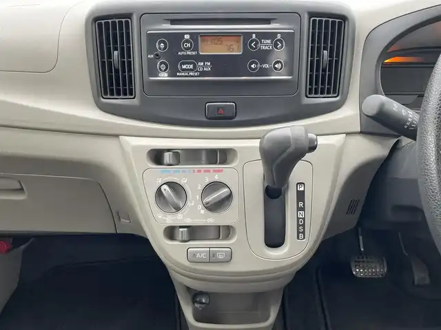 ダイハツ ミラ イース L 長崎県 2014(平26)年 4.4万km ホワイト 純正オーディオCD/レベライザー