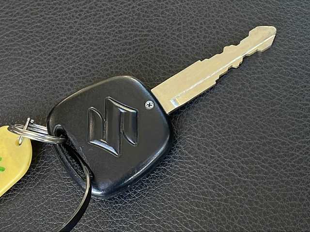 スズキ ジムニー クロスアドベンチャー XC 長野県 2011(平23)年 17万km パールホワイト ４WD/メモリナビ/ETC/社外16インチアルミ/保証書・取説