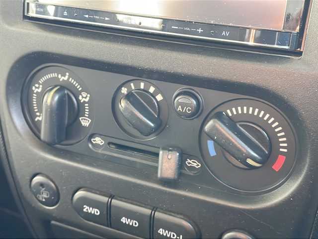 スズキ ジムニー クロスアドベンチャー XC 長野県 2011(平23)年 17万km パールホワイト ４WD/メモリナビ/ETC/社外16インチアルミ/保証書・取説