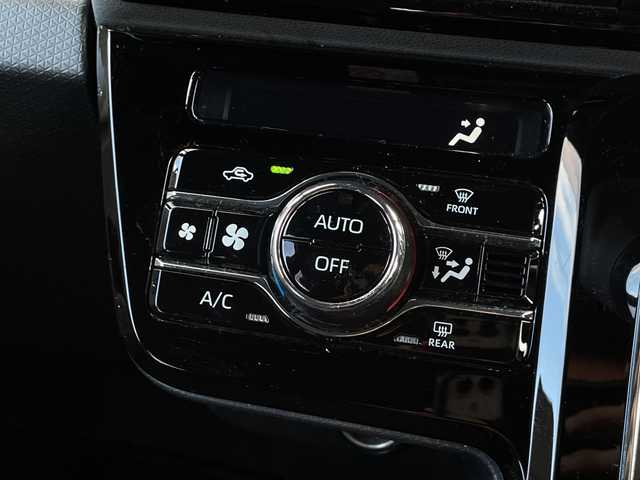 ダイハツ タント カスタム X 愛媛県 2019(令1)年 6.2万km シャイニングホワイトパール 社外7インチナビ（MDV-D306BT)/・Bluetooth/・CD/DVD/バックカメラ/ETC/両側パワースライドドア/運転席ロングスライドシート/衝突軽減ブレーキ/前後コーナーセンサー/レーンキープアシスト/LEDヘッドライト/オートライト/ステアリングスイッチ/後席ロール式サンシェード/電格ミラー/純正14インチAW/純正フロアマット/ハーフレザーシート/ベンチシート/スマートキー