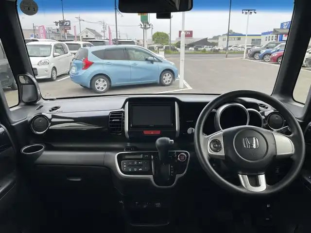 ホンダ Ｎ ＢＯＸ カスタム G Lパッケージ 長崎県 2016(平28)年 6万km スマートブラック /社外ナビ/　( CD DVD  BT ワンセグTV iPod)//片側パワースライドドア//バックカメラ//ビルドインETC//純正14インチアルミホイール//リアサンシェード//LEDヘッドライト//オートライト//プッシュスタート//横滑り防止機能//スマートキー//スペアキー×1//取扱説明書