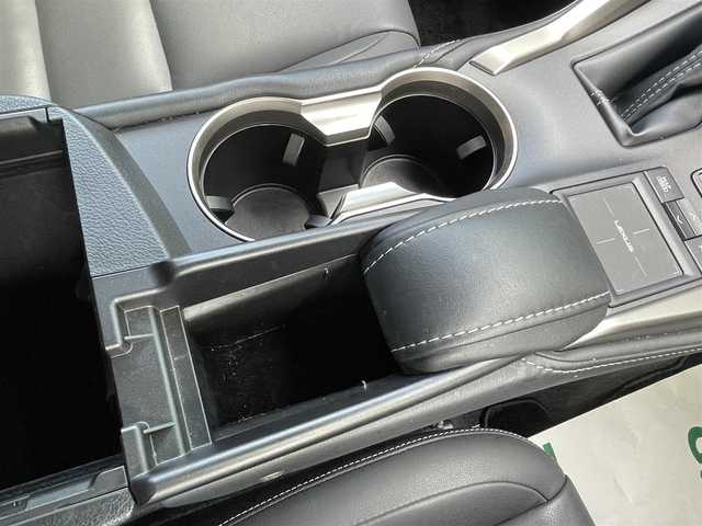 レクサス ＮＸ 200t Iパッケージ 宮崎県 2014(平26)年 5.4万km マーキュリーグレーマイカ Bluetooth/USB入力端子/ETC/バックカメラ/フルセグテレビ/メモリナビ/クルーズコントロール/スマートキー/レザーシート/シートヒーター/パワーシート/ドライブレコーダー/コーナーセンサー/レーンアシスト/オートマチックハイビーム
