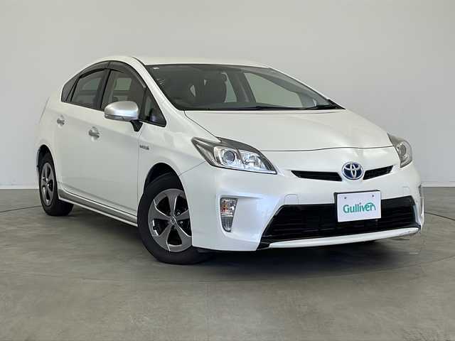 トヨタ プリウス S　マイコーデ 新潟県 2014(平26)年 5.6万km ホワイトパールクリスタルシャイン 純正8インチメモリナビ/(NSZA-X64T)/(CD.DVD.SD.フルセグ.Bluetooth)/バックカメラ/ステアリングリモコン/HIDオートライト/リアコーナーセンサー/ビルトインETC/合皮レザーシート/プッシュスタート/スマートキー/純正フロアマット
