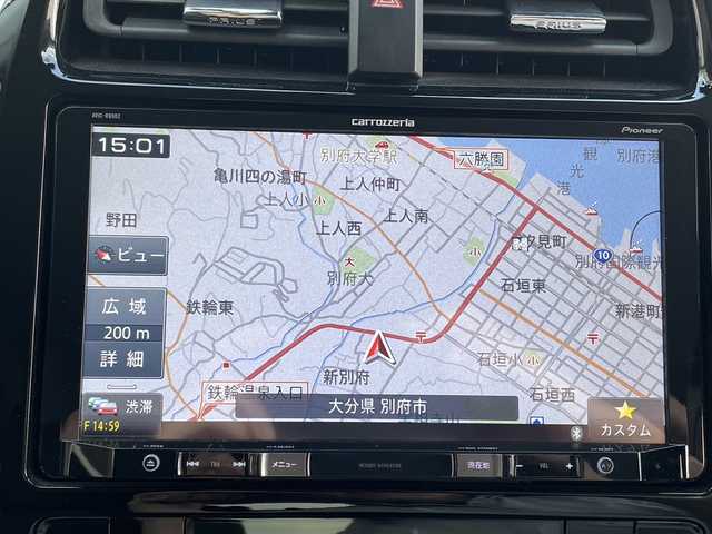 トヨタ プリウス A 大分県 2019(平31)年 3.5万km シルバーM ヘッドアップディスプレイ/社外ナビ/フルセグTV/Bluetooth/DVD/社外ETC/純正フロアマット/純正15インチアルミホイール/純正LEDヘッドライト/オートライト/オートマッチックハイビーム/レーンキープアシスト/横滑り防止装置/コーナーセンサー