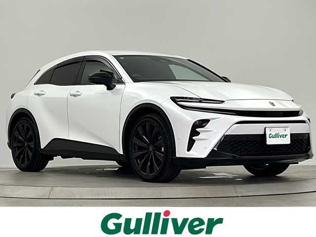トヨタ クラウン スポーツ Z 大阪府 2025(令7)年 1.4万km プレシャスホワイトパール 純正12.3インチナビ/（フルセグ／Bluetooth ／USB ）/全方位モニター/デジタルインナーミラー/ヘッドアップディスプレイ/ブラインドスポットモニター/トヨタセーフティセンス/コーナーセンサー/ハンドルヒーター/シートヒーター/エアシート/電動リアゲート/パワーシート/オートライト/オートハイビーム/ETC/純正フロアマット/純正２１AW/横滑り防止装置/盗難防止装置/スペアキー