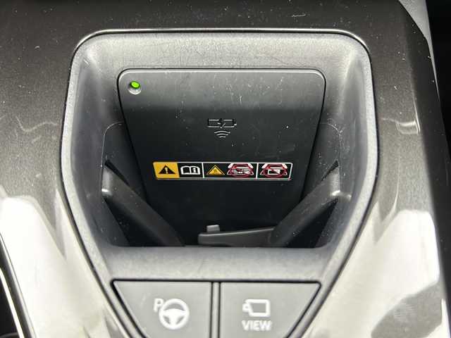 トヨタ クラウン スポーツ Z 大阪府 2025(令7)年 1.4万km プレシャスホワイトパール 純正12.3インチナビ/（フルセグ／Bluetooth ／USB ）/全方位モニター/デジタルインナーミラー/ヘッドアップディスプレイ/ブラインドスポットモニター/トヨタセーフティセンス/コーナーセンサー/ハンドルヒーター/シートヒーター/エアシート/電動リアゲート/パワーシート/オートライト/オートハイビーム/ETC/純正フロアマット/純正２１AW/横滑り防止装置/盗難防止装置/スペアキー