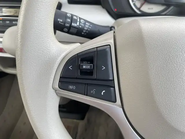 スズキ スペーシア HYBRID X 埼玉県 2023(令5)年 1.3万km オフブルーメタリック/ホワイト2トーン /ワンオーナー//純正9型メモリナビ//フルセグTV//全方位カメラ//CD/DVD/Bluetooth//スマートフォン-リンク//両側パワースライドドア//運転席シートヒーター//アダプティブクルーズコントロール//ビルトインETC2.0//スマートキーx2//LEDヘッドライト//衝突軽減ブレーキ//車線逸脱警報//W.サイド.カーテンエアバッグ//ABS//横滑り防止装置//バックソナー//アイドリングSTOP//前後ドライブレコーダー//オートライト//プライバシーガラス//ドアバイザー//レザー調シートカバー//新車時保証書//取扱説明書//ナビ取説
