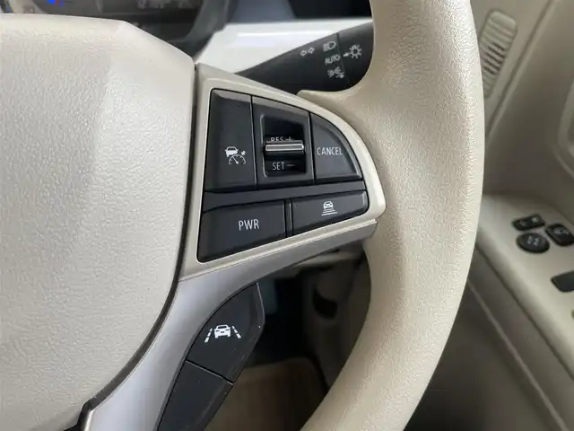 スズキ スペーシア HYBRID X 埼玉県 2023(令5)年 1.3万km オフブルーメタリック/ホワイト2トーン /ワンオーナー//純正9型メモリナビ//フルセグTV//全方位カメラ//CD/DVD/Bluetooth//スマートフォン-リンク//両側パワースライドドア//運転席シートヒーター//アダプティブクルーズコントロール//ビルトインETC2.0//スマートキーx2//LEDヘッドライト//衝突軽減ブレーキ//車線逸脱警報//W.サイド.カーテンエアバッグ//ABS//横滑り防止装置//バックソナー//アイドリングSTOP//前後ドライブレコーダー//オートライト//プライバシーガラス//ドアバイザー//レザー調シートカバー//新車時保証書//取扱説明書//ナビ取説