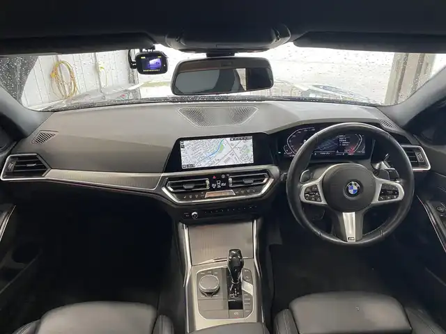 ＢＭＷ ３２０ｉ 福岡県 2019(平31)年 4.5万km サファイアブラックP ・1オーナー/・アクティブクルーズコントロール/・純正ナビ/USB/BT/carplay/・バックカメラ/・ハーフレザーシート/シートヒーター/・ドライブレコーダー/・ETC/・純正18AW/・スペアキー/・ワイヤレス充電