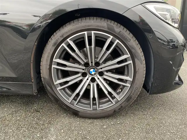 ＢＭＷ ３２０ｉ 福岡県 2019(平31)年 4.5万km サファイアブラックP ・1オーナー/・アクティブクルーズコントロール/・純正ナビ/USB/BT/carplay/・バックカメラ/・ハーフレザーシート/シートヒーター/・ドライブレコーダー/・ETC/・純正18AW/・スペアキー/・ワイヤレス充電