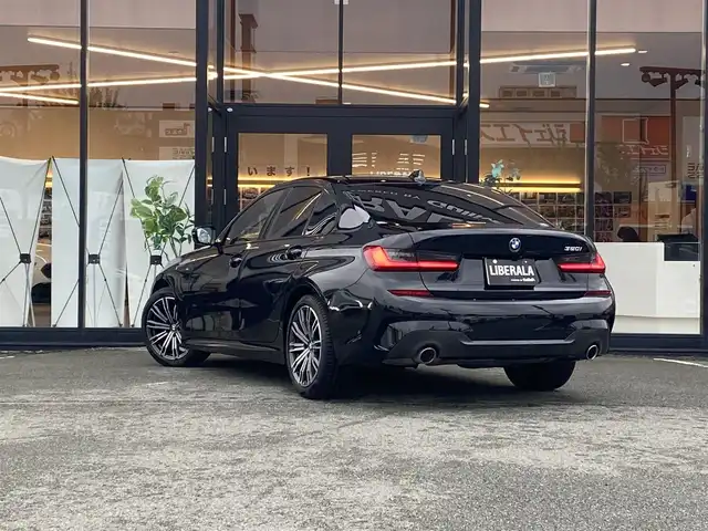 ＢＭＷ ３２０ｉ 福岡県 2019(平31)年 4.5万km サファイアブラックP ・1オーナー/・アクティブクルーズコントロール/・純正ナビ/USB/BT/carplay/・バックカメラ/・ハーフレザーシート/シートヒーター/・ドライブレコーダー/・ETC/・純正18AW/・スペアキー/・ワイヤレス充電