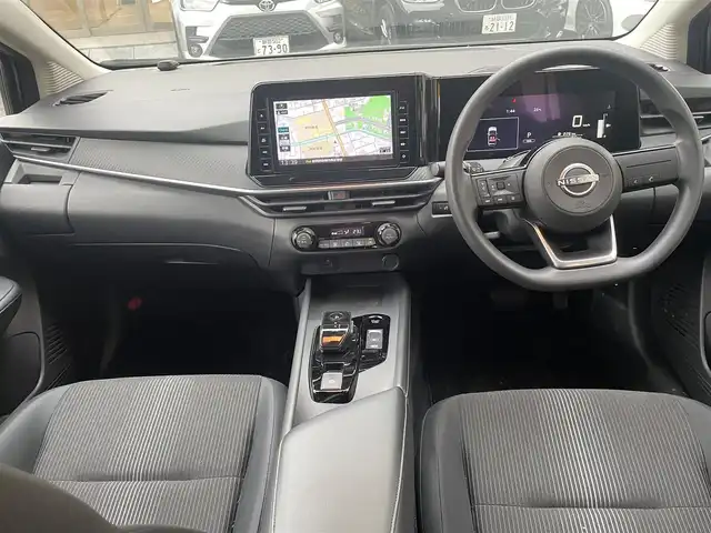 日産 ノート X 静岡県 2021(令3)年 1.6万km ダークメタルグレー ワンオーナー/純正ナビ/フルセグTV/CD/SD/BT/バックカメラ/エマージェンシーブレーキ/レーンキープアシスト/オートハイビーム/クリアランスソナー/前後ドライブレコーダー/ビルトインETC/ステアリングスイッチ/スマートキー×2/保証書/取扱説明書/ナビ取扱説明書/R6点検記録簿有