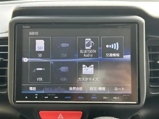 ホンダ Ｎ ＢＯＸ G ターボ SSパッケージ 長崎県 2017(平29)年 5.4万km プレミアムホワイトパールⅡ 純正8インチナビ/（CD/DVD/BT/フルセグ）/バックカメラ/衝突軽減システム/両側パワースライドドア/クルーズコントロール/ETC/パドルシフト/シートヒーター/ドライブレコーダー/オートライト/純正14インチAW