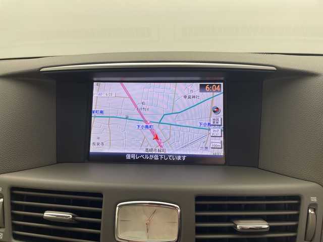 日産 フーガ 250GT タイプP 群馬県 2011(平23)年 5.5万km スーパーブラック 純正ＨＤＤナビ　/バックカメラ　/ワンセグＴＶ　/ビルトインＥＴＣ　/レザーシート　/全席パワーシート　/＝＝＝＝＝＝＝＝＝＝＝＝＝＝＝＝＝＝＝＝＝＝＝＝＝/シートヒーター　/エアシート　/プッシュスタートボタン　/ＨＩＤヘッドライト　/オートライト　/純正アルミホイール　/禁煙車