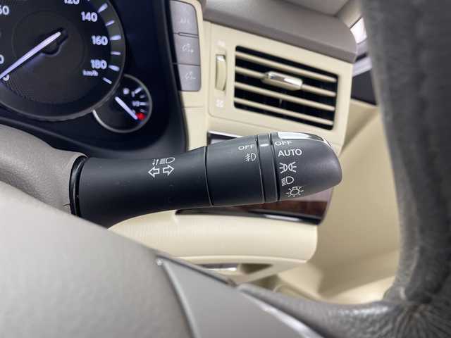 日産 フーガ 250GT タイプP 群馬県 2011(平23)年 5.5万km スーパーブラック 純正ＨＤＤナビ　/バックカメラ　/ワンセグＴＶ　/ビルトインＥＴＣ　/レザーシート　/全席パワーシート　/＝＝＝＝＝＝＝＝＝＝＝＝＝＝＝＝＝＝＝＝＝＝＝＝＝/シートヒーター　/エアシート　/プッシュスタートボタン　/ＨＩＤヘッドライト　/オートライト　/純正アルミホイール　/禁煙車