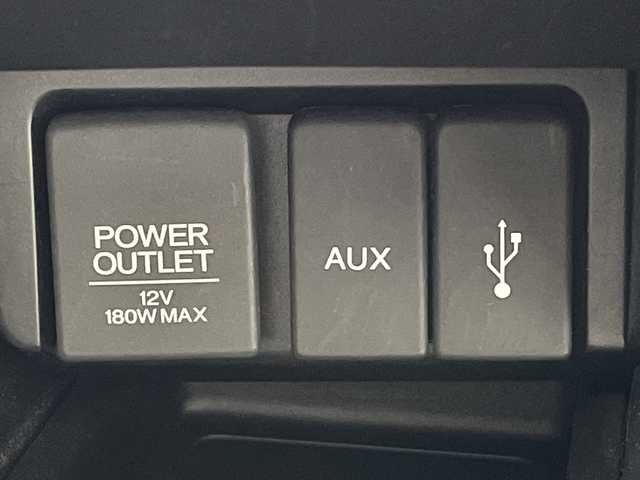 ホンダ Ｓ６６０ β 岐阜県 2015(平27)年 3万km プレミアムスターホワイトP ドラレコ/AUX/USB/FM AM/パドルシフト/HIDヘッドライト/オートライト/スマートキー/プッシュスタート/純正フロアマット/AAC/衝突被害軽減ブレーキ/横滑り防止装置/パワーウィンドウ