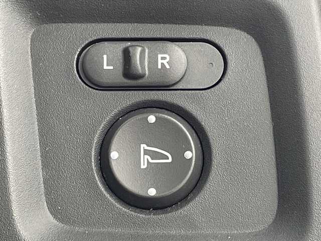 ホンダ Ｓ６６０ β 岐阜県 2015(平27)年 3万km プレミアムスターホワイトP ドラレコ/AUX/USB/FM AM/パドルシフト/HIDヘッドライト/オートライト/スマートキー/プッシュスタート/純正フロアマット/AAC/衝突被害軽減ブレーキ/横滑り防止装置/パワーウィンドウ