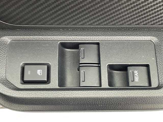 ホンダ Ｓ６６０ β 岐阜県 2015(平27)年 3万km プレミアムスターホワイトP ドラレコ/AUX/USB/FM AM/パドルシフト/HIDヘッドライト/オートライト/スマートキー/プッシュスタート/純正フロアマット/AAC/衝突被害軽減ブレーキ/横滑り防止装置/パワーウィンドウ