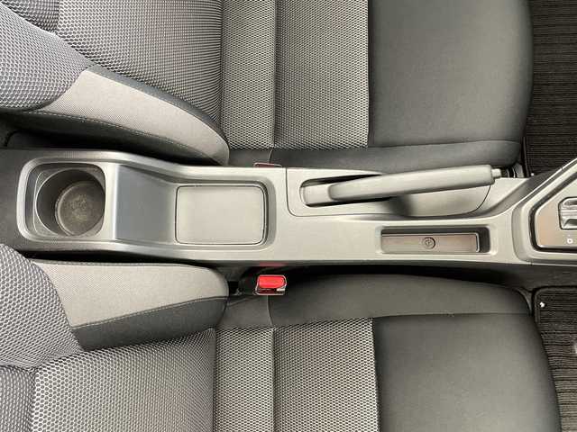 ホンダ Ｓ６６０ β 岐阜県 2015(平27)年 3万km プレミアムスターホワイトP ドラレコ/AUX/USB/FM AM/パドルシフト/HIDヘッドライト/オートライト/スマートキー/プッシュスタート/純正フロアマット/AAC/衝突被害軽減ブレーキ/横滑り防止装置/パワーウィンドウ