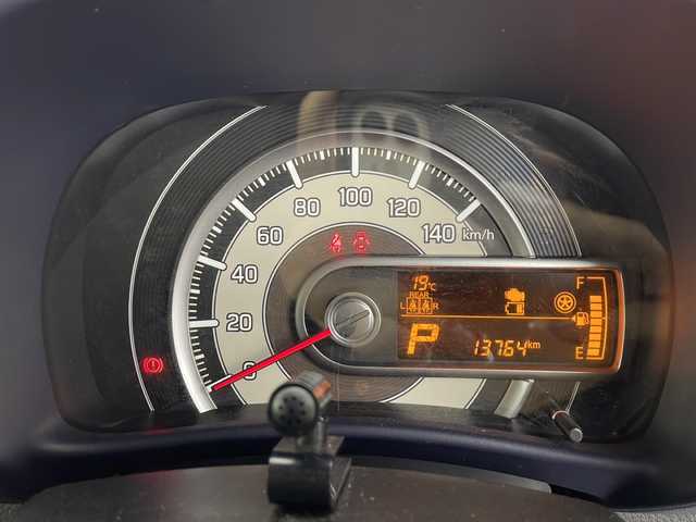 マツダ キャロル ハイブリッドGX 愛知県 2023(令5)年 1.4万km ダスクブルーメタリック/ホワイト2トーン KENWOOD製ナビ/【Bluetooth/CD/AM/FM/AUX】/衝突被害軽減ブレーキ/ペダル踏み間違い時加速抑制装置/車線逸脱警報システム/誤発進抑制機能/コーナーセンサー/横滑り防止装置/アイドリングストップ/前席シートヒーター/ビルトインETC/オートエアコン/プッシュスタート/スペアキー/純正フロアマット/純正14インチアルミホイール/LEDオートライト/電動格納ミラー