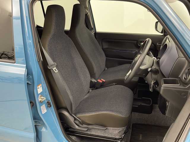 マツダ キャロル ハイブリッドGX 愛知県 2023(令5)年 1.4万km ダスクブルーメタリック/ホワイト2トーン KENWOOD製ナビ/【Bluetooth/CD/AM/FM/AUX】/衝突被害軽減ブレーキ/ペダル踏み間違い時加速抑制装置/車線逸脱警報システム/誤発進抑制機能/コーナーセンサー/横滑り防止装置/アイドリングストップ/前席シートヒーター/ビルトインETC/オートエアコン/プッシュスタート/スペアキー/純正フロアマット/純正14インチアルミホイール/LEDオートライト/電動格納ミラー