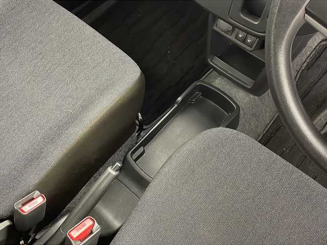 マツダ キャロル ハイブリッドGX 愛知県 2023(令5)年 1.4万km ダスクブルーメタリック/ホワイト2トーン KENWOOD製ナビ/【Bluetooth/CD/AM/FM/AUX】/衝突被害軽減ブレーキ/ペダル踏み間違い時加速抑制装置/車線逸脱警報システム/誤発進抑制機能/コーナーセンサー/横滑り防止装置/アイドリングストップ/前席シートヒーター/ビルトインETC/オートエアコン/プッシュスタート/スペアキー/純正フロアマット/純正14インチアルミホイール/LEDオートライト/電動格納ミラー